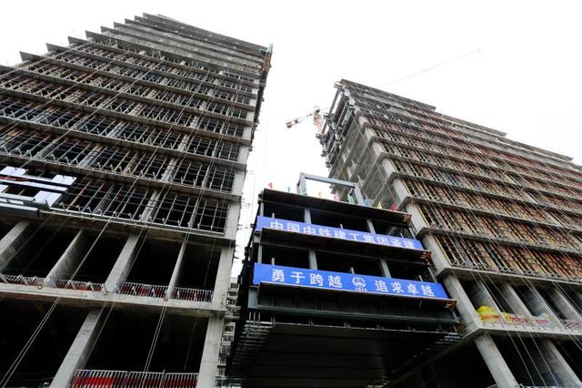 旋轉(zhuǎn)樓梯圖片大全 設(shè)計(jì)圖集（旋轉(zhuǎn)樓梯的設(shè)計(jì)圖集）