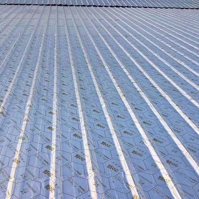 詳細(xì)閱讀:鋼結(jié)構(gòu)彩鋼瓦多少錢一平米 鋼結(jié)構(gòu)彩鋼瓦多少錢一平米