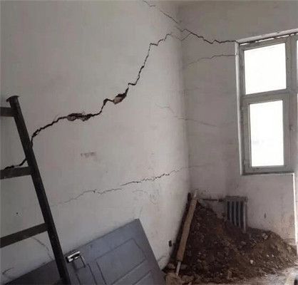 磚混結(jié)構(gòu)承重墻開洞規(guī)范要求標準(磚混結(jié)構(gòu)承重墻上開洞時如何確保不會影響墻體的承載力和穩(wěn)定性) 北京鋼結(jié)構(gòu)設(shè)計問答 磚混結(jié)構(gòu)承重墻開洞規(guī)范要求標準(磚混結(jié)構(gòu)承重墻上開洞時如何確保不會影響墻體的承載力和穩(wěn)定性) 北京鋼結(jié)構(gòu)設(shè)計問答