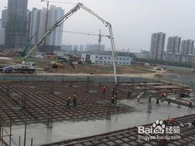 鋼結(jié)構(gòu)樓層板如何澆筑混凝土不開裂(控制混凝土配合比優(yōu)化方案鋼結(jié)構(gòu)樓層板如何澆筑混凝土不開裂) 鋼結(jié)構(gòu)門式鋼架施工 第3張 鋼結(jié)構(gòu)樓層板如何澆筑混凝土不開裂(控制混凝土配合比優(yōu)化方案鋼結(jié)構(gòu)樓層板如何澆筑混凝土不開裂) 鋼結(jié)構(gòu)門式鋼架施工 第3張