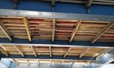 鋼結(jié)構(gòu)樓板施工方案（復式鋼結(jié)構(gòu)樓板施工安全措施詳解） 裝飾工裝設計 第1張