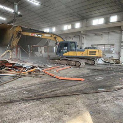 鋼結(jié)構(gòu)廠房拆除 專業(yè)拆除公司（鋼結(jié)構(gòu)廠房拆除公司資質(zhì)認(rèn)證查詢廠房回收價(jià)值評(píng)估） 結(jié)構(gòu)地下室設(shè)計(jì) 第1張