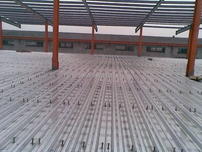 樓層板怎么安裝在鋼結(jié)構(gòu)上 鋼結(jié)構(gòu)鋼結(jié)構(gòu)停車場施工 第5張 樓層板怎么安裝在鋼結(jié)構(gòu)上 鋼結(jié)構(gòu)鋼結(jié)構(gòu)停車場施工 第5張