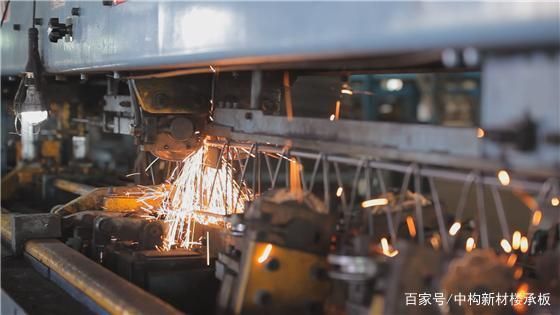 桁架樓承板標(biāo)準(zhǔn)（桁架樓承板標(biāo)準(zhǔn)和優(yōu)勢(shì)使得桁架樓承板成為現(xiàn)代建筑中不可或缺的一部分） 結(jié)構(gòu)橋梁鋼結(jié)構(gòu)設(shè)計(jì) 第3張