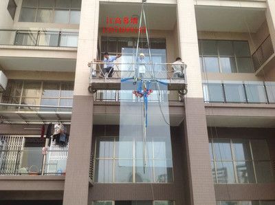 鋼結(jié)構(gòu)電梯怎樣安裝玻璃較好（鋼結(jié)構(gòu)電梯怎樣安裝玻璃安裝質(zhì)量和安全性） 北京網(wǎng)架設(shè)計(jì) 第1張