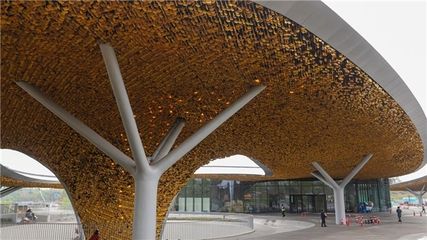 詳細(xì)閱讀:北京黑色異形建筑 北京黑色異形建筑