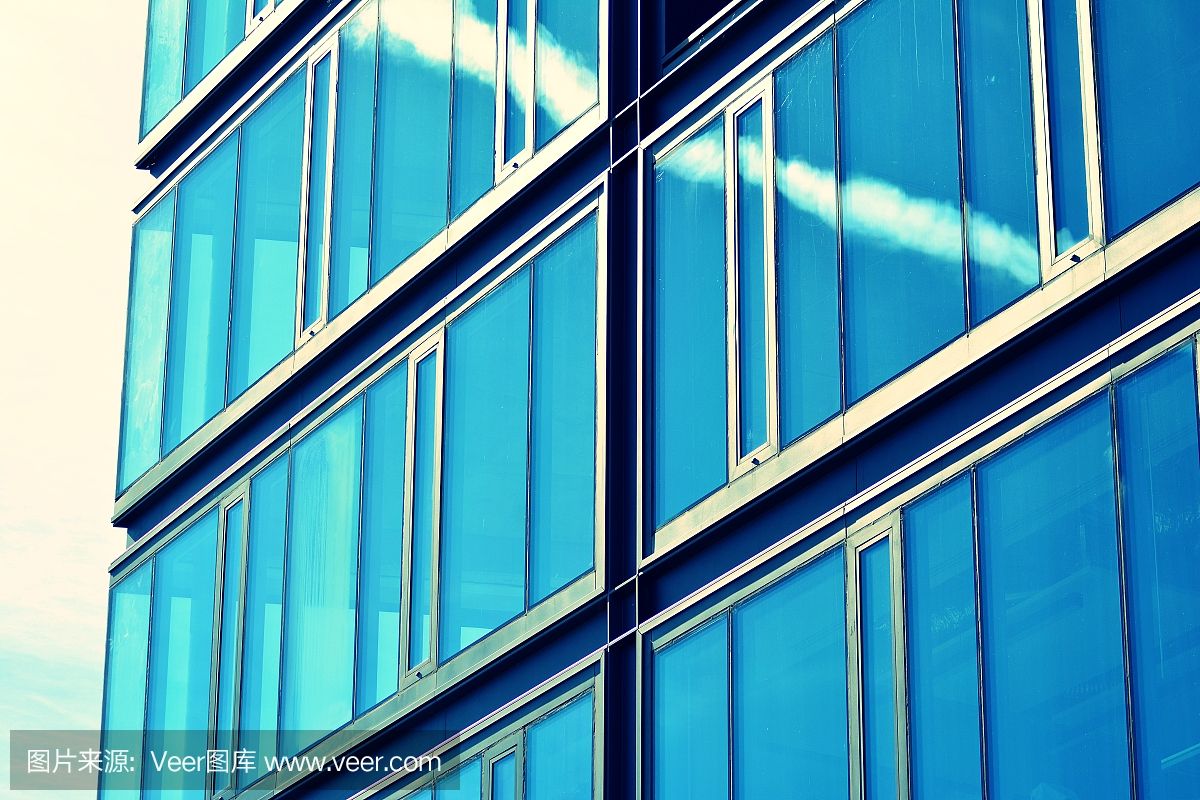 冷庫設(shè)計(jì)方案怎么做的視頻（在設(shè)計(jì)一個(gè)冷庫時(shí)需要考慮哪些因素以確保其效率和安全性）