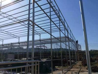 鋼結構廠房施工工藝視頻展示(鋼結構廠房施工工藝) 裝飾家裝施工 第4張 鋼結構廠房施工工藝視頻展示(鋼結構廠房施工工藝) 裝飾家裝施工 第4張