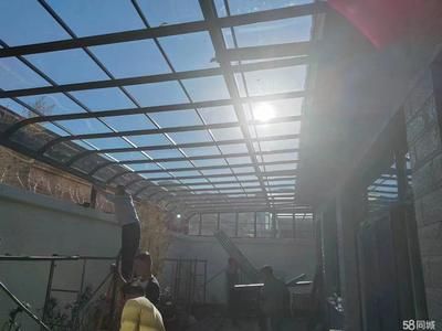 鋼結(jié)構(gòu)廠房屋面漏雨(鋼結(jié)構(gòu)屋面施工注意事項(xiàng)) 鋼結(jié)構(gòu)玻璃棧道設(shè)計(jì) 第5張 鋼結(jié)構(gòu)廠房屋面漏雨(鋼結(jié)構(gòu)屋面施工注意事項(xiàng)) 鋼結(jié)構(gòu)玻璃棧道設(shè)計(jì) 第5張