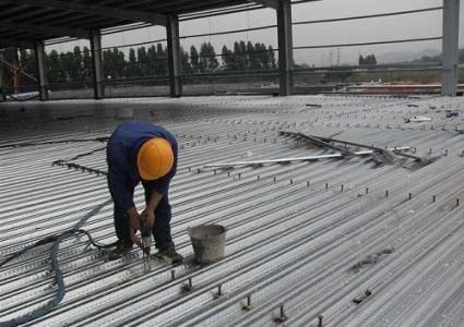 鋼結(jié)構(gòu)除銹刷漆人工費多少錢一噸 結(jié)構(gòu)橋梁鋼結(jié)構(gòu)施工 第2張