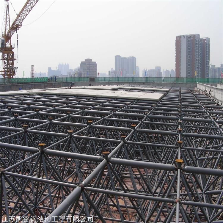 新鄉(xiāng)膜結(jié)構(gòu)看臺(tái)（新鄉(xiāng)膜結(jié)構(gòu)看臺(tái)的設(shè)計(jì)靈感來(lái)源于現(xiàn)代建筑與自然景觀的結(jié)合）