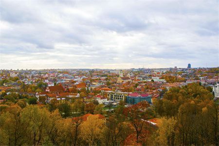 新建區(qū)閔一斌（“新建區(qū)閔一斌”是一個名字或人物名稱）