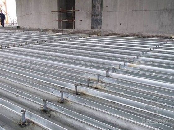 鋼結(jié)構(gòu)栓釘間距（鋼結(jié)構(gòu)中栓釘?shù)拈g距要求） 裝飾幕墻施工 第5張