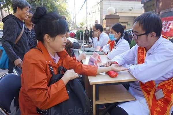 天津辦公室設計圖片(天津辦公室設計有沒有考慮到不同年齡段員工的需求) 北京鋼結構設計問答 天津辦公室設計圖片(天津辦公室設計有沒有考慮到不同年齡段員工的需求) 北京鋼結構設計問答