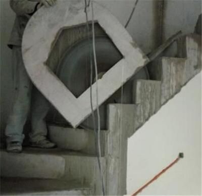 北京樓板拆除加固方案公示(北京樓板拆除加固方案) 鋼結(jié)構(gòu)玻璃棧道施工 第3張 北京樓板拆除加固方案公示(北京樓板拆除加固方案) 鋼結(jié)構(gòu)玻璃棧道施工 第3張