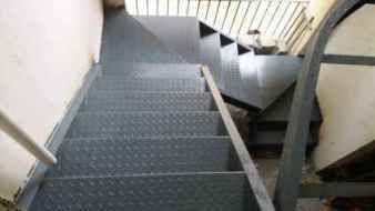 鋼結(jié)構(gòu)波紋板上面打混凝土施工方案 鋼結(jié)構(gòu)鋼結(jié)構(gòu)停車場設(shè)計 第3張