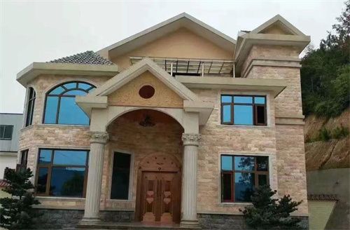 地基下沉房子開裂（地基下沉導(dǎo)致的房子開裂是一個嚴(yán)重的問題，需要及時處理） 鋼結(jié)構(gòu)玻璃棧道施工 第2張