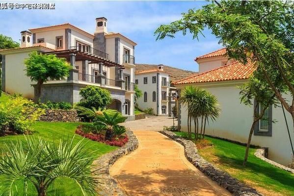 鋼結(jié)構(gòu)住房和普通住房的區(qū)別（鋼結(jié)構(gòu)住房與普通住房有什么區(qū)別？） 鋼結(jié)構(gòu)鋼結(jié)構(gòu)停車場設(shè)計 第2張