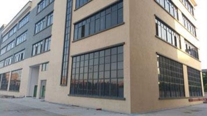 全新的鋼結(jié)構(gòu)廠房出租（全新鋼結(jié)構(gòu)廠房出租） 鋼結(jié)構(gòu)網(wǎng)架施工 第3張