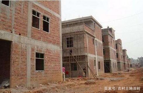 詳細閱讀:磚混結構多少錢一平方米(農村自建房裝修材料選擇磚混結構造價地域差異) 磚混結構多少錢一平方米(農村自建房裝修材料選擇磚混結構造價地域差異)