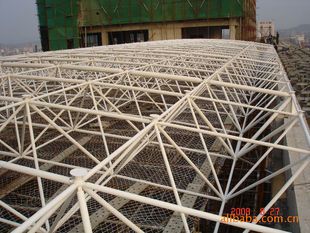 冷庫(kù)企業(yè)安全風(fēng)險(xiǎn)（冷庫(kù)企業(yè)在日常運(yùn)營(yíng)中如何確保員工遵守安全操作規(guī)程）