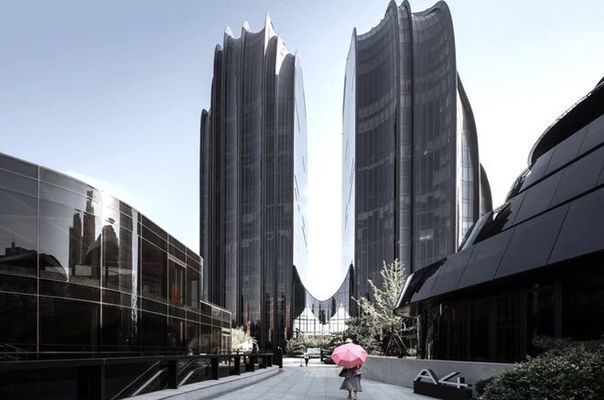 北京怪異建筑黑色 裝飾幕墻設(shè)計 第3張 北京怪異建筑黑色 裝飾幕墻設(shè)計 第3張