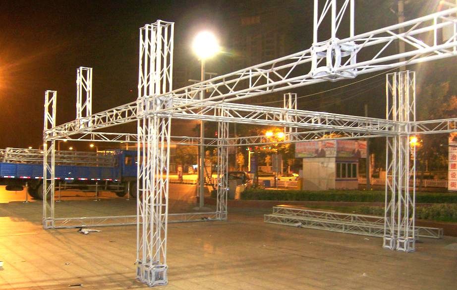 桁架生產(chǎn)廠家桁架廠家 結(jié)構(gòu)橋梁鋼結(jié)構(gòu)設(shè)計 第1張