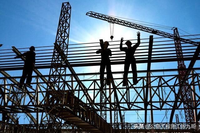 鋼結(jié)構(gòu)制作安裝多少錢一噸清包工（如何選擇專業(yè)鋼結(jié)構(gòu)公司，鋼結(jié)構(gòu)制作安裝多少錢一噸清包工） 北京加固設(shè)計(jì)（加固設(shè)計(jì)公司） 第3張