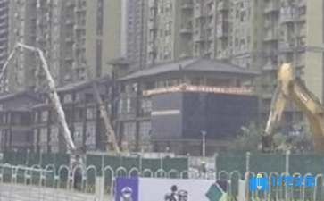 光伏屋頂加固合同安全（光伏屋頂加固合同安全性是確保光伏系統(tǒng)長期穩(wěn)定運(yùn)行的關(guān)鍵） 結(jié)構(gòu)工業(yè)裝備施工 第2張