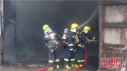 西寧幕墻玻璃更換電話(西寧幕墻玻璃更換電話是什么) 北京鋼結(jié)構(gòu)設(shè)計(jì)問答 西寧幕墻玻璃更換電話(西寧幕墻玻璃更換電話是什么) 北京鋼結(jié)構(gòu)設(shè)計(jì)問答