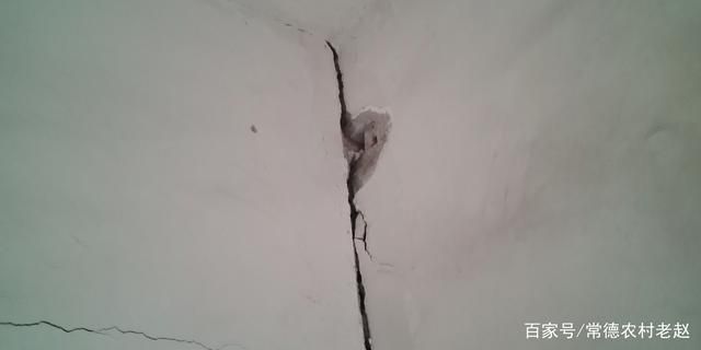 磚混結(jié)構(gòu)墻體橫向裂縫怎么處理 結(jié)構(gòu)污水處理池設(shè)計 第3張 磚混結(jié)構(gòu)墻體橫向裂縫怎么處理 結(jié)構(gòu)污水處理池設(shè)計 第3張