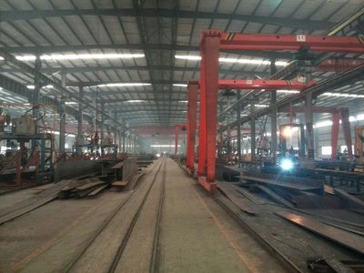 鋼結(jié)構(gòu)制作過程視頻（關(guān)于機(jī)械式鋼結(jié)構(gòu)制作過程的視頻資源推薦） 鋼結(jié)構(gòu)框架施工 第5張