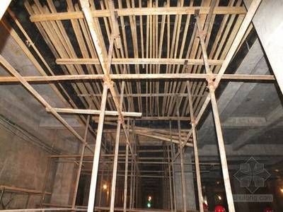 屋面加固注意安全措施內容包括(屋面加固安全措施) 結構框架施工 第5張 屋面加固注意安全措施內容包括(屋面加固安全措施) 結構框架施工 第5張