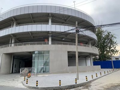 鋼架停車場造價高嗎（鋼架停車場施工周期多長，鋼架停車場與傳統(tǒng)停車場對比） 鋼結(jié)構(gòu)蹦極設(shè)計 第5張