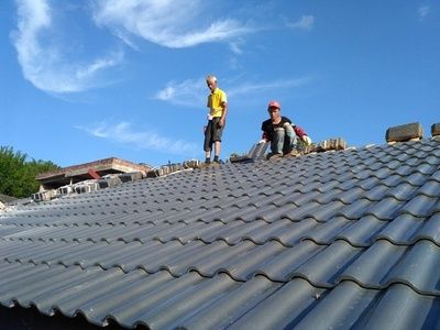 屋頂加瓦工程(屋頂加瓦施工) 裝飾幕墻施工 第1張 屋頂加瓦工程(屋頂加瓦施工) 裝飾幕墻施工 第1張