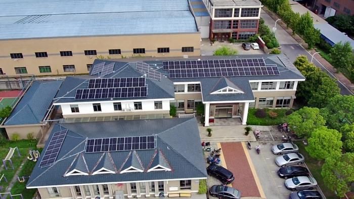 屋頂加瓦工程(屋頂加瓦施工) 裝飾幕墻施工 第5張 屋頂加瓦工程(屋頂加瓦施工) 裝飾幕墻施工 第5張