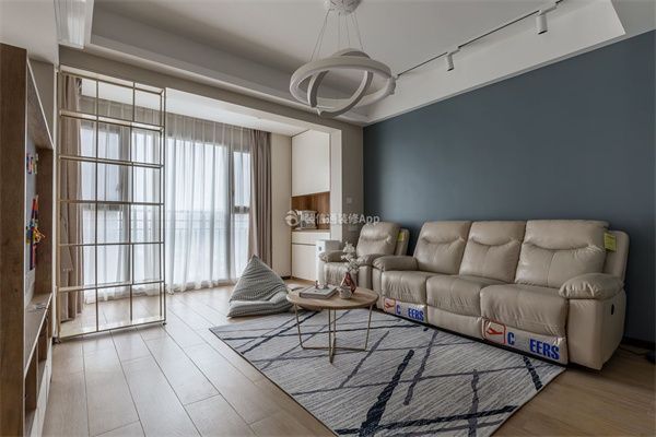 屋頂翻新多少錢(彩鋼瓦屋頂翻新材料費(fèi)用大致在每平方米100元左右) 結(jié)構(gòu)橋梁鋼結(jié)構(gòu)施工 第2張 屋頂翻新多少錢(彩鋼瓦屋頂翻新材料費(fèi)用大致在每平方米100元左右) 結(jié)構(gòu)橋梁鋼結(jié)構(gòu)施工 第2張