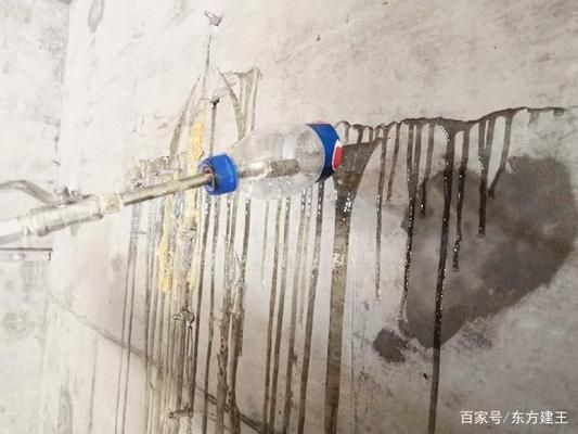 環(huán)氧樹脂做墻面是采用水性還是油性 建筑方案施工 第3張 環(huán)氧樹脂做墻面是采用水性還是油性 建筑方案施工 第3張
