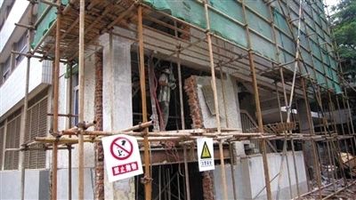 磚混老房子加固視頻教程圖片 鋼結(jié)構(gòu)鋼結(jié)構(gòu)螺旋樓梯施工 第1張 磚混老房子加固視頻教程圖片 鋼結(jié)構(gòu)鋼結(jié)構(gòu)螺旋樓梯施工 第1張