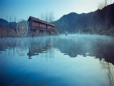 清遠城區(qū)建筑公司 鋼結構門式鋼架施工 第2張