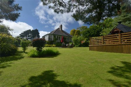 義烏彩鋼夾芯板（義烏彩鋼夾芯板在制作過程中使用了哪些材料？） 北京鋼結(jié)構(gòu)設(shè)計問答