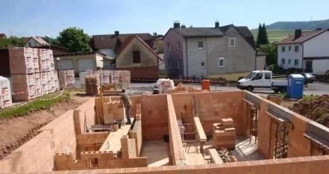 磚混房的好處和壞處(磚混房抗震加固方法) 鋼結(jié)構(gòu)鋼結(jié)構(gòu)停車場(chǎng)設(shè)計(jì) 第2張 磚混房的好處和壞處(磚混房抗震加固方法) 鋼結(jié)構(gòu)鋼結(jié)構(gòu)停車場(chǎng)設(shè)計(jì) 第2張