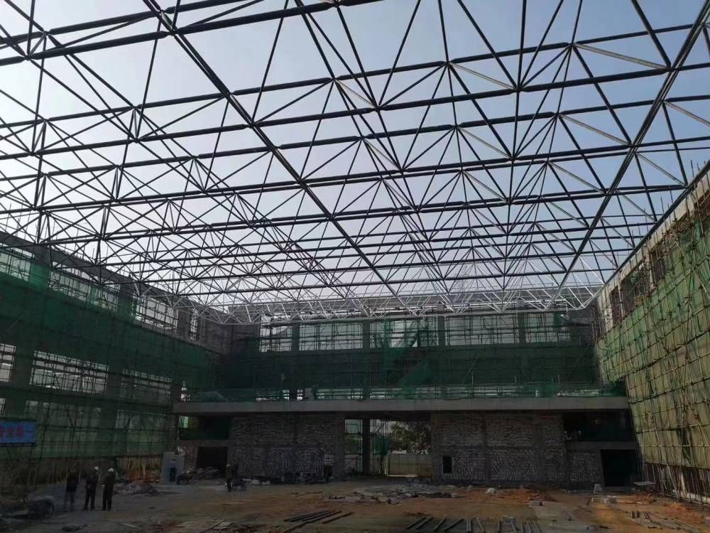 采光頂鋼結(jié)構(gòu)設(shè)計(jì)規(guī)范要求標(biāo)準(zhǔn)（采光頂鋼結(jié)構(gòu)設(shè)計(jì)的關(guān)鍵規(guī)范要求） 結(jié)構(gòu)地下室施工 第5張