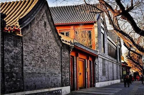 下列不屬于混凝土結構優(yōu)點的是哪一項（為什么混凝土結構在地震中表現(xiàn)不佳？）