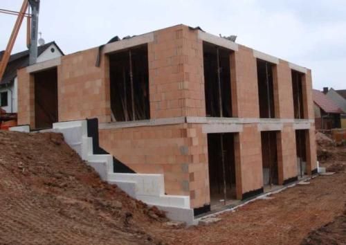 磚混結(jié)構(gòu)能住100年嗎(磚混結(jié)構(gòu)是否能住100年) 結(jié)構(gòu)工業(yè)鋼結(jié)構(gòu)設(shè)計(jì) 第1張 磚混結(jié)構(gòu)能住100年嗎(磚混結(jié)構(gòu)是否能住100年) 結(jié)構(gòu)工業(yè)鋼結(jié)構(gòu)設(shè)計(jì) 第1張