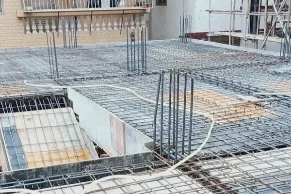 冷鏈庫房設(shè)計（冷鏈庫房設(shè)計中如何確保貨物在運(yùn)輸和儲存過程中的溫度穩(wěn)定性） 北京鋼結(jié)構(gòu)設(shè)計問答