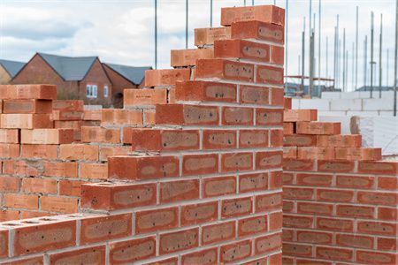 冷庫板多少錢一平方米（冷庫板價(jià)格通常受哪些因素影響冷庫板的價(jià)格會(huì)有差異）