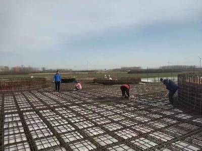 空心樓板澆筑方法視頻教程（空心樓板澆筑方法） 鋼結(jié)構(gòu)桁架施工 第5張