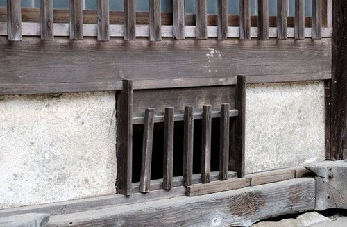 磚混老房子承重墻改造的費(fèi)用(一平米的磚混老房子承重墻加固工程花費(fèi)2000元到3000元) 鋼結(jié)構(gòu)鋼結(jié)構(gòu)停車場設(shè)計(jì) 第2張 磚混老房子承重墻改造的費(fèi)用(一平米的磚混老房子承重墻加固工程花費(fèi)2000元到3000元) 鋼結(jié)構(gòu)鋼結(jié)構(gòu)停車場設(shè)計(jì) 第2張