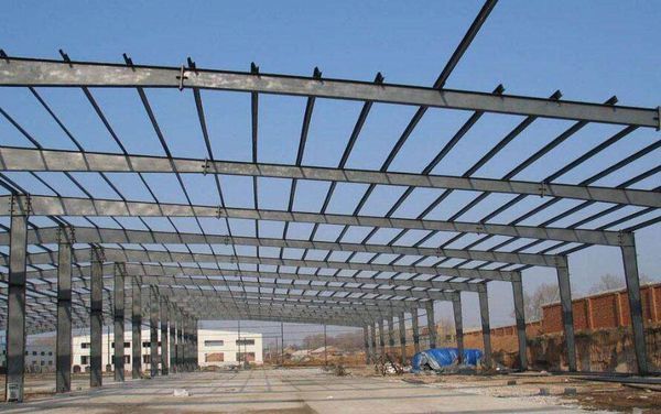 60米跨度鋼結(jié)構(gòu)廠房造價(60米跨度鋼結(jié)構(gòu)廠房的造價受多種因素影響) 全國鋼結(jié)構(gòu)廠 第5張 60米跨度鋼結(jié)構(gòu)廠房造價(60米跨度鋼結(jié)構(gòu)廠房的造價受多種因素影響) 全國鋼結(jié)構(gòu)廠 第5張
